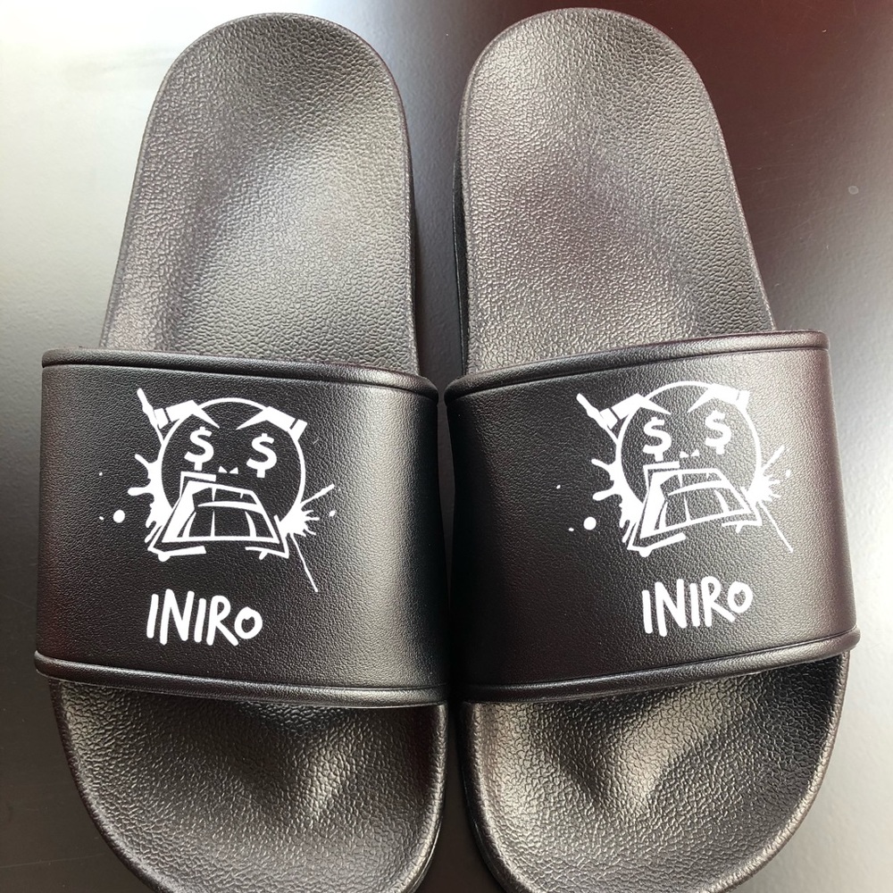 INIRO SLIDES